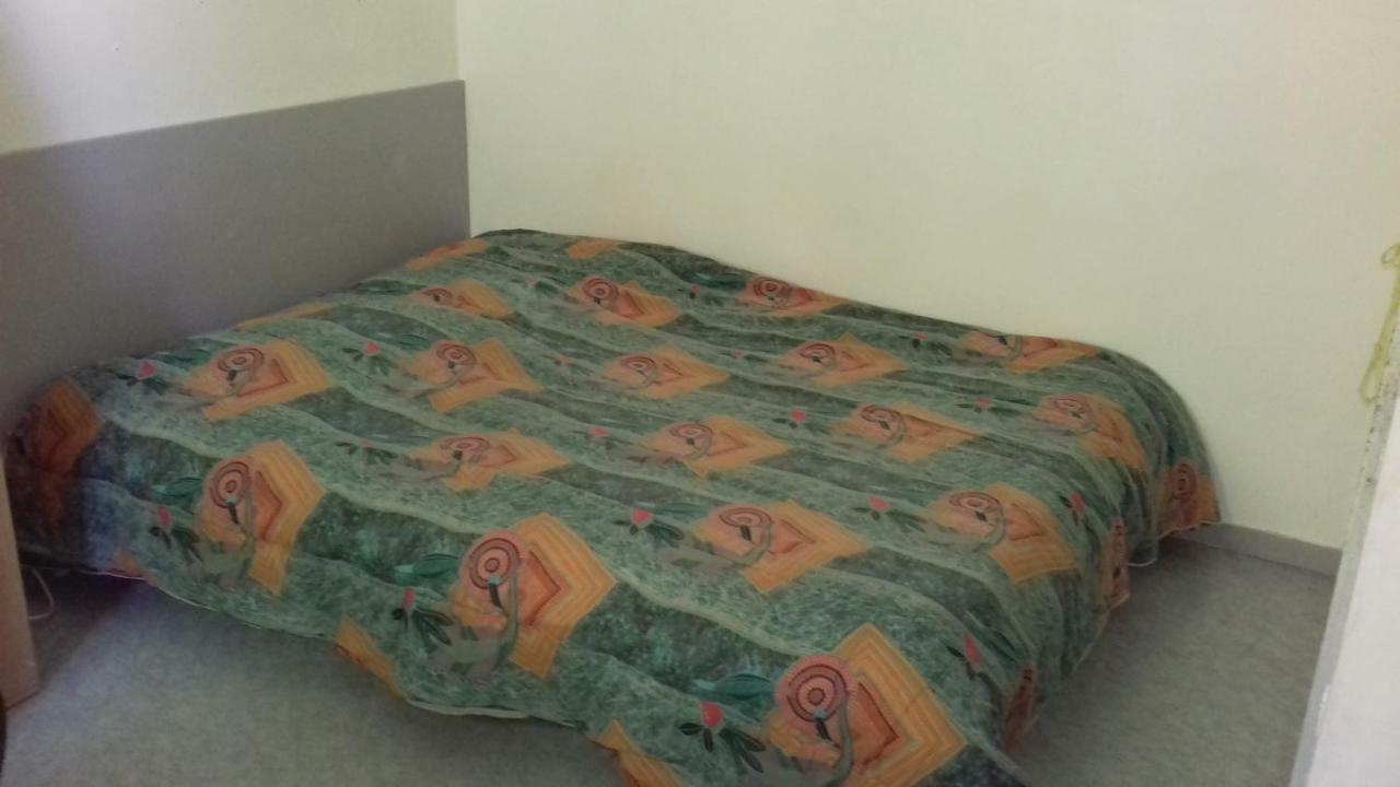 Chambre D'Hote Le Pin La Tour-du-Pin Εξωτερικό φωτογραφία