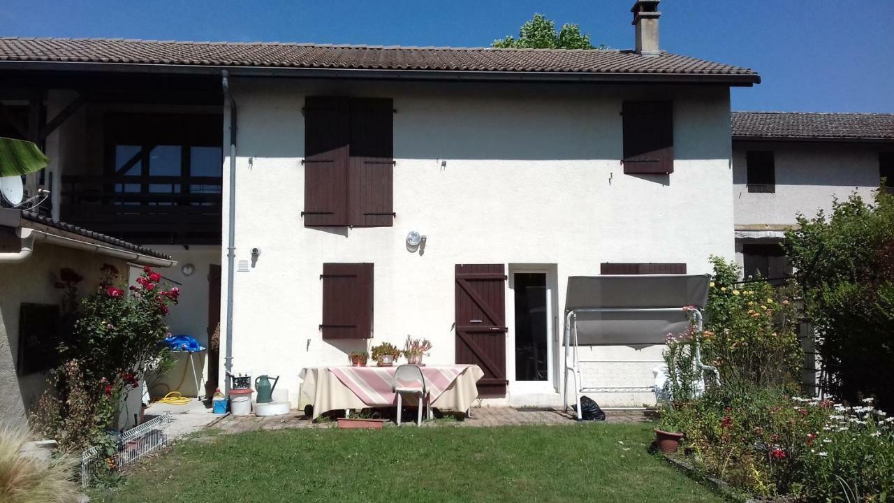 Chambre D'Hote Le Pin La Tour-du-Pin Εξωτερικό φωτογραφία